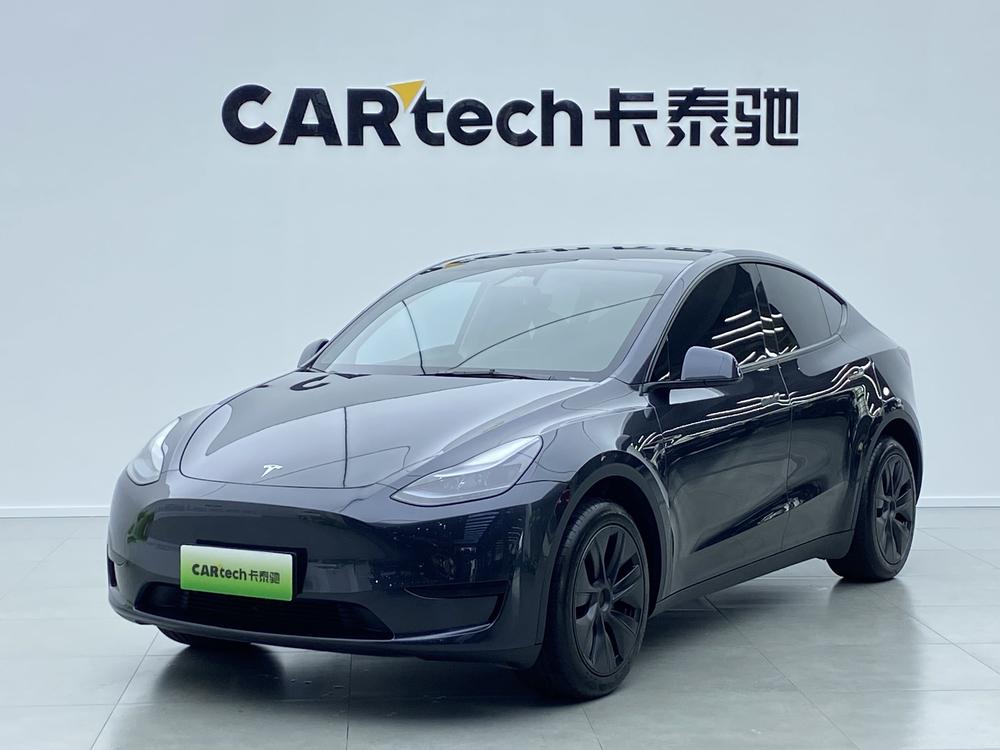 Tesla Model Y 2024 RWD