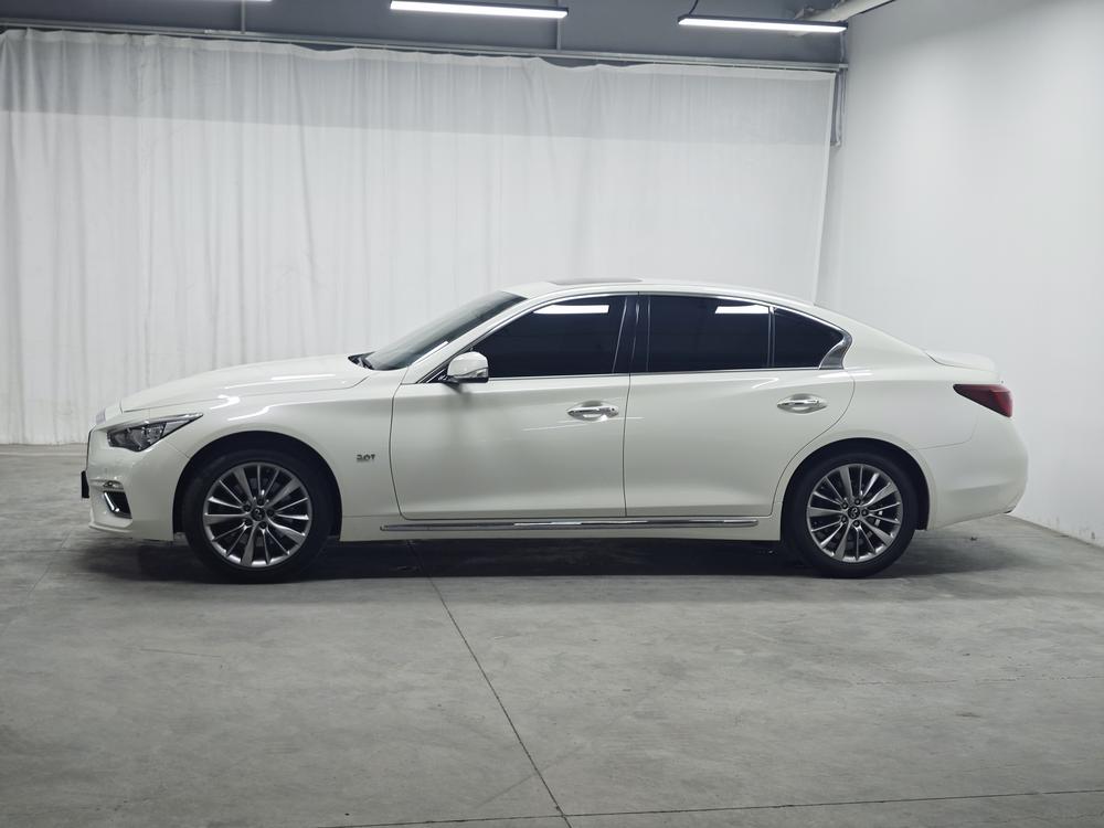 Infiniti Q50L 2021 2.0T Enjoy Edition