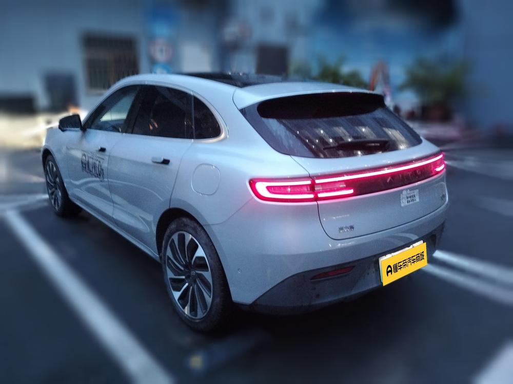 AITO M5 2022 Extended-Range AWD Performance
