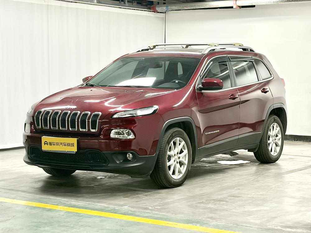 Jeep Cherokee 2016 2.4L Leading Smart Edition