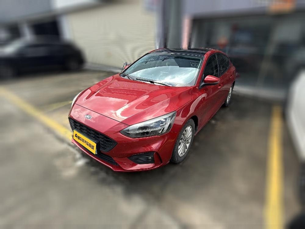 Ford Focus 2020 Тройная литиевая батарея EcoBoost 180 Automatic Trendy
