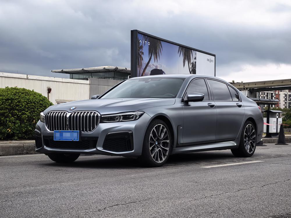 BMW 7 Series 2021 740Li Lead M Sport Package