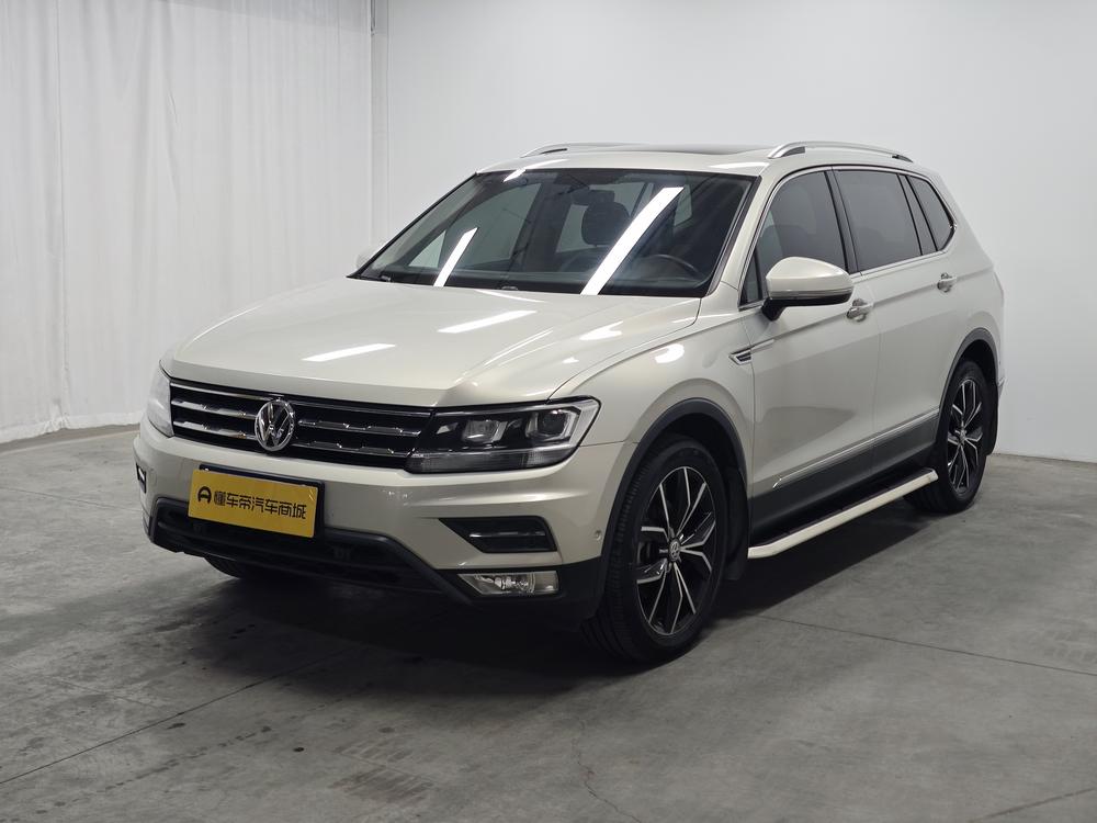 Volkswagen Tiguan L 2019 330TSI Automatic 2WD Smart Dynamic Deluxe Edition Country VI