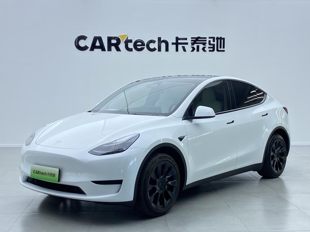 Tesla Model Y 2024 RWD
