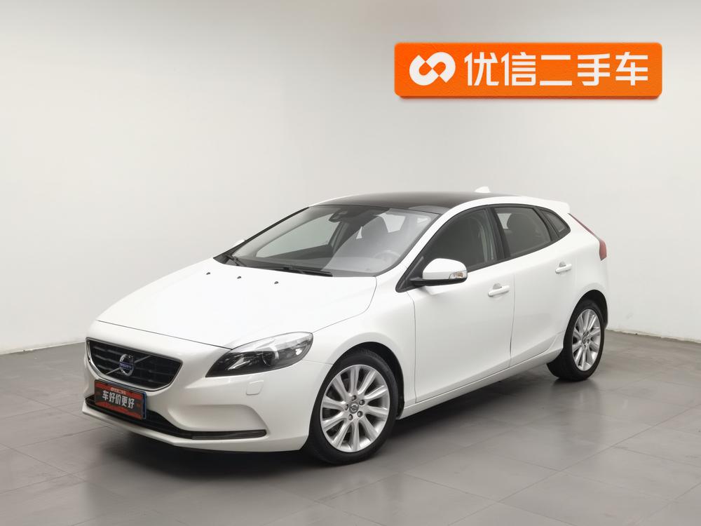 Volvo V40 2015 1.6T Smart Yi Edition