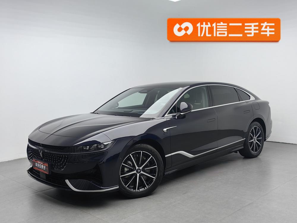 VOYAH Pursuit PHEV 2024 Ultra-Long Range AWD Executive