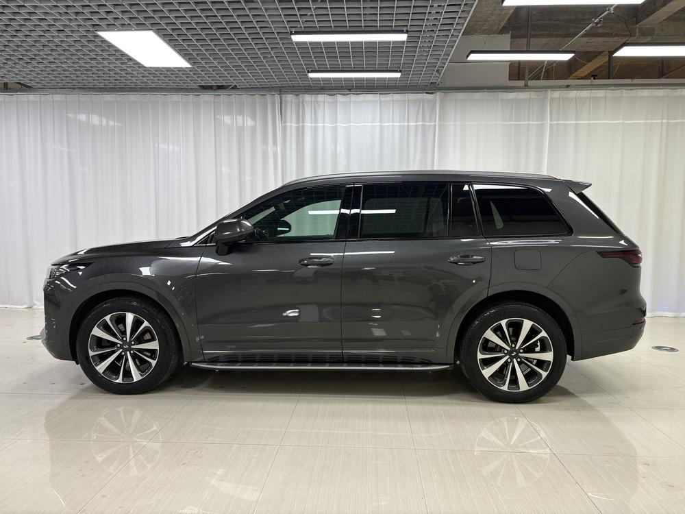 Li Auto ONE 2020 Extended-Range 6-seat