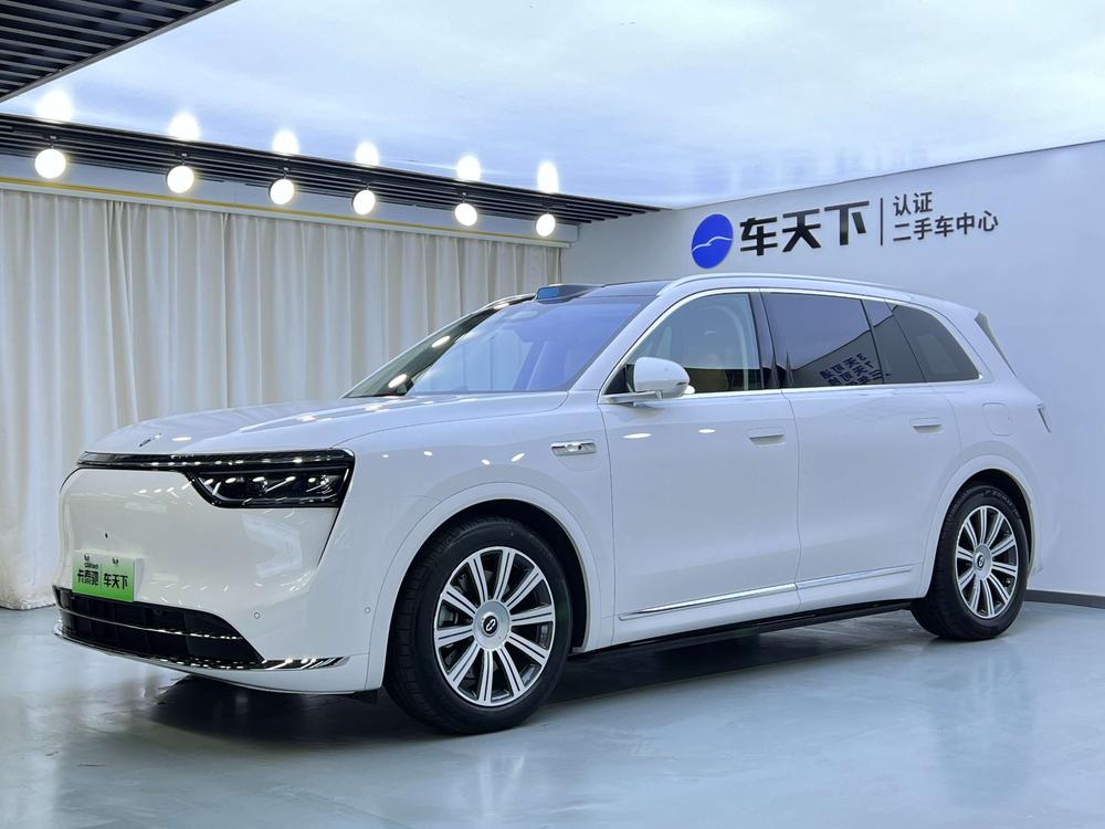 AITO M8 2025 Model Range Extender Max+ 5 seat 4WD Edition 192-канальный Lidar