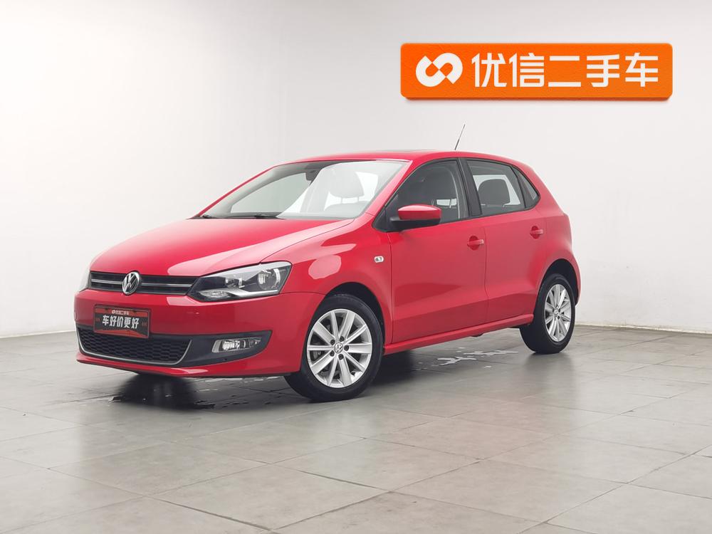 Polo 2013 1.6L Automatic Deluxe Edition