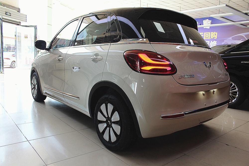 WULING Bingguo 2023 333KM 灵犀 Connected +