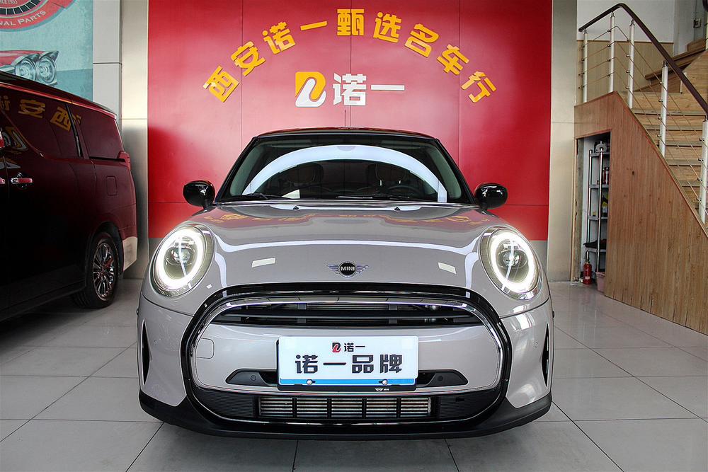 MINI 2023 1.5T COOPER Artist