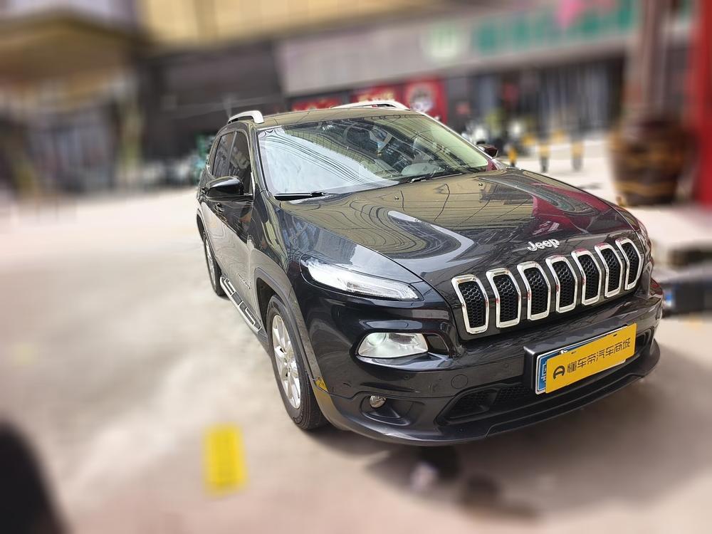 Jeep Cherokee 2016 2.0L Luxgen Edition