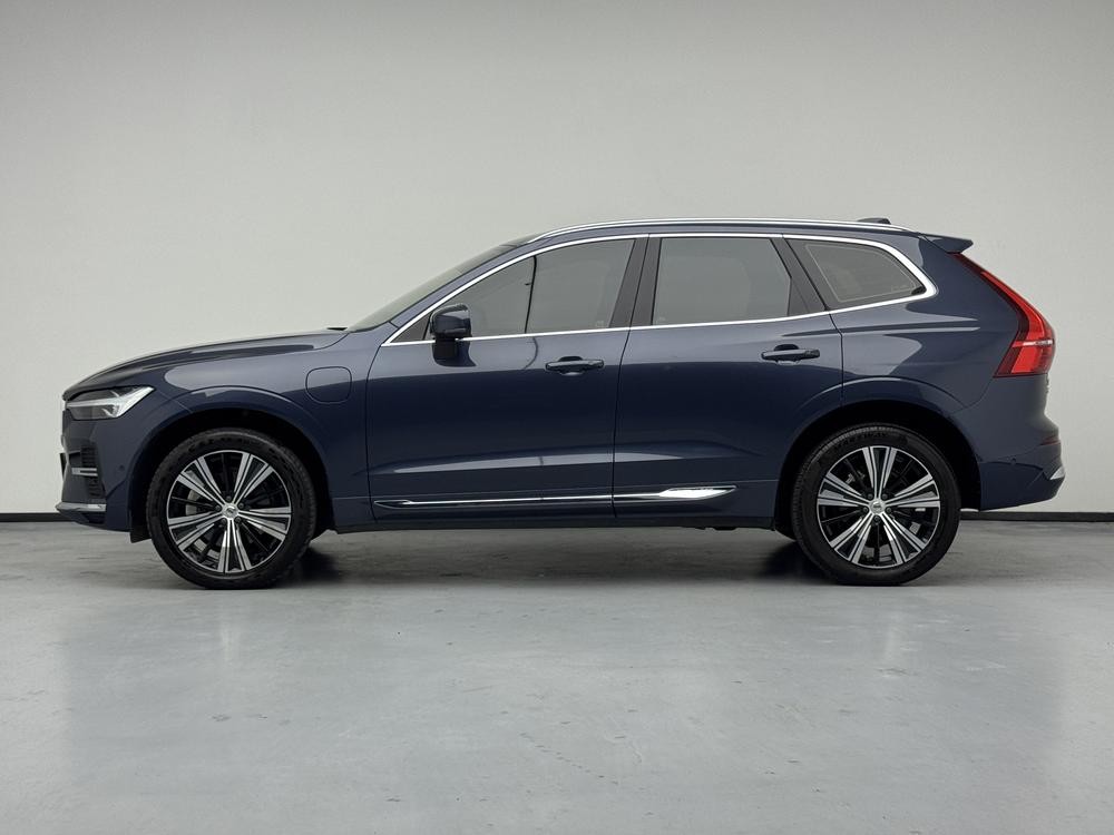 Volvo XC60 PHEV 2023 T 8 4WD Long Battery Life Pro Smart Elegance Deluxe Edition