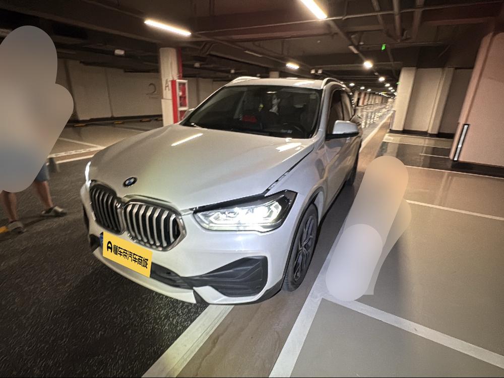 BMW X1 2022 sDrive25Li Leading