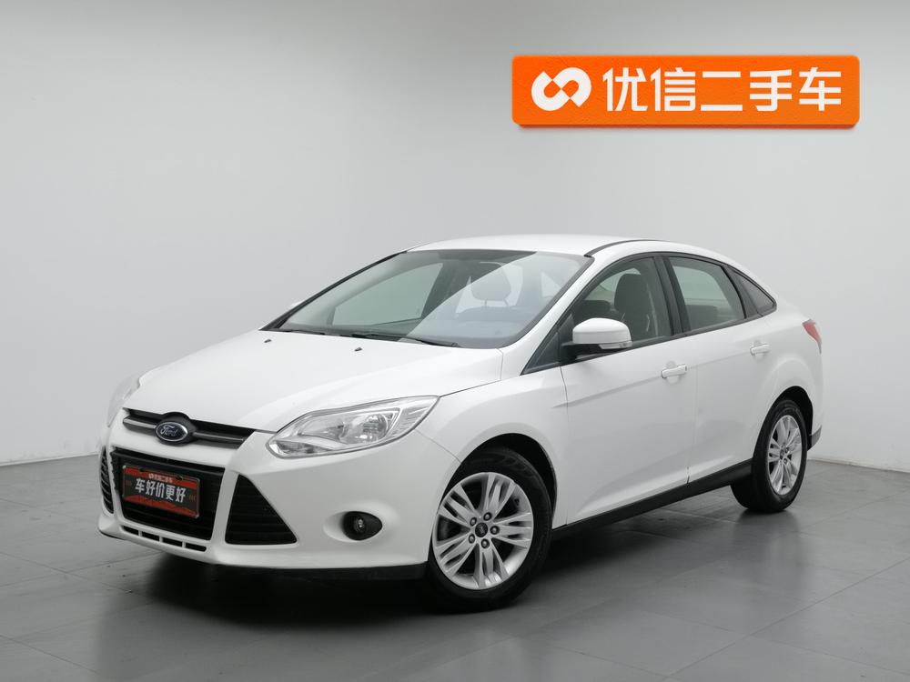 Ford Focus 2015 Тройная литиевая батарея 1.6L Automatic Comfort