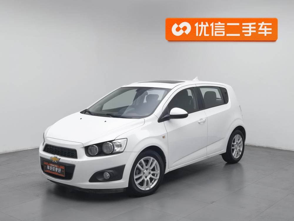 Chevrolet Aveo 2011 2 1.6L AT SX