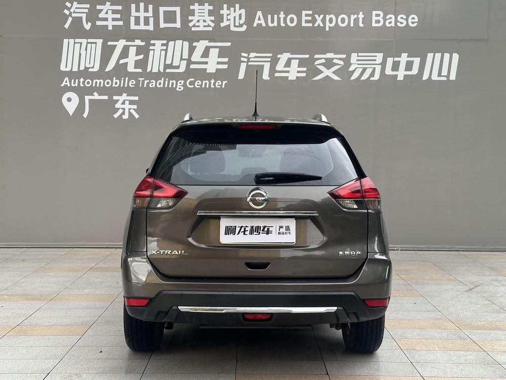 Nissan X-Trail 2023 Classic Edition 2.0L 2WD Smart Connect Comfort Edition