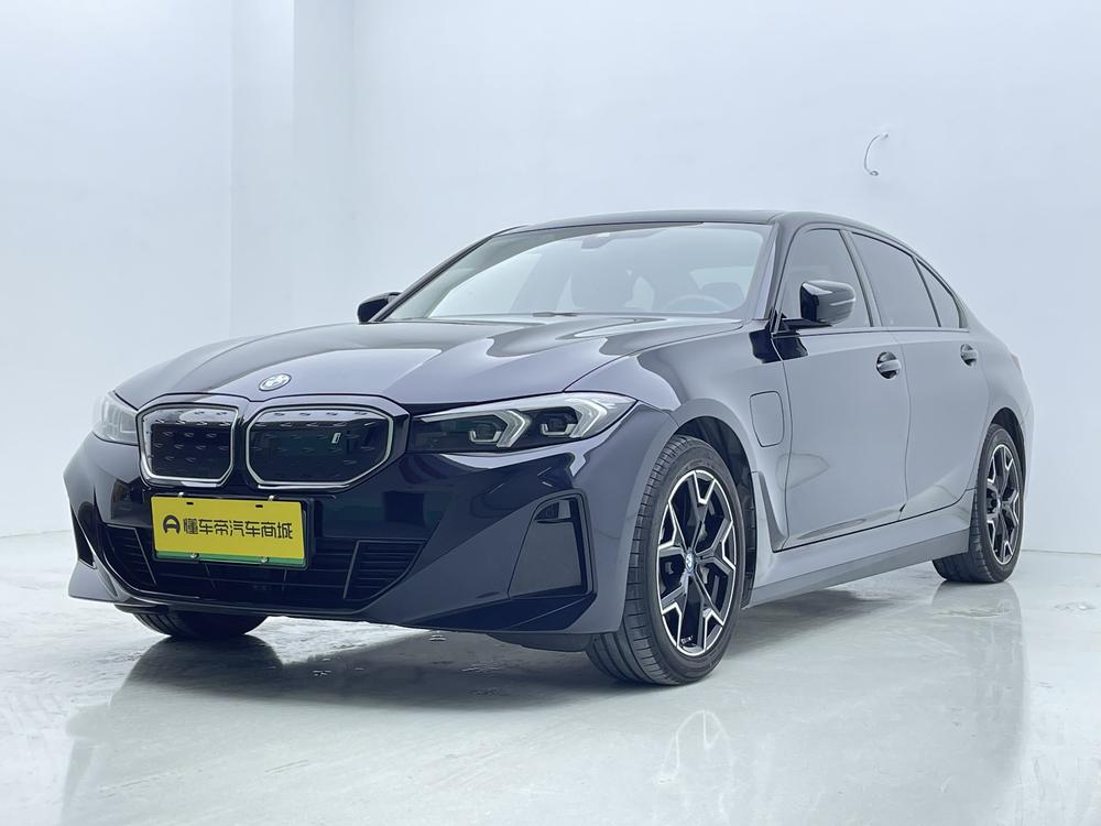 BMW i3 2023 eDrive40 L Night Set