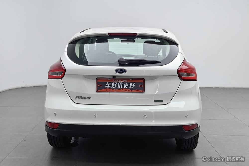 Ford Focus 2015 2 EcoBoost 125 Automatic Super Fashion