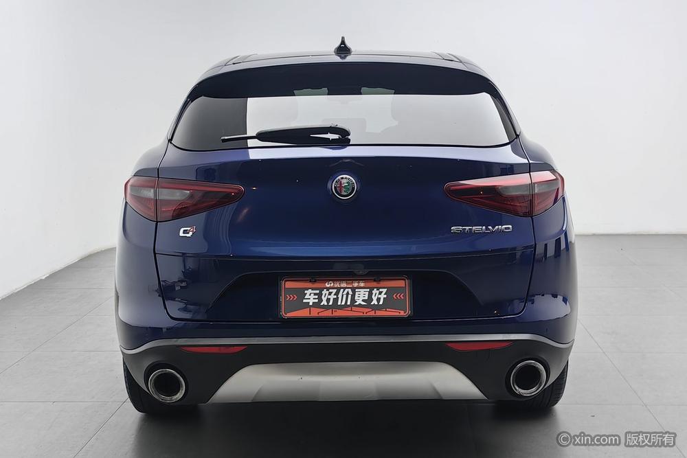 Alfa Romeo Stelvio 2017 2.0T 200HP Elite Edition