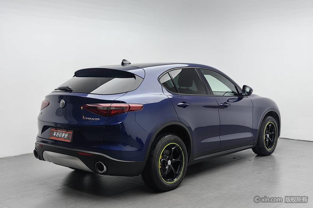 Alfa Romeo Stelvio 2017 2.0T 200HP Elite Edition